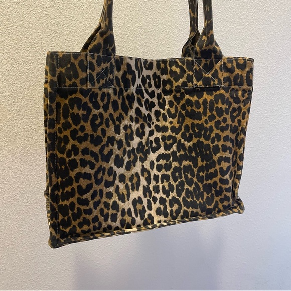 Ganni Leopard Large Canvas Tote Bag - Picture 4 of 6
